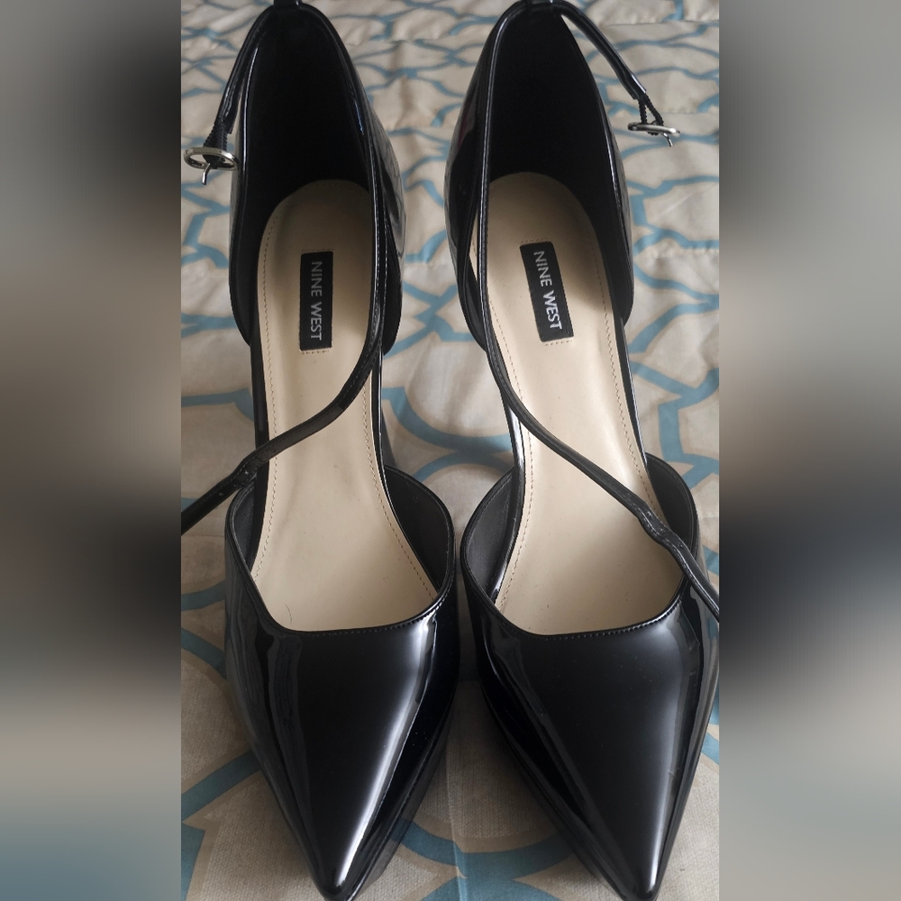 Nine West Women's Platform Pump
